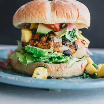 Avokadolu Burger